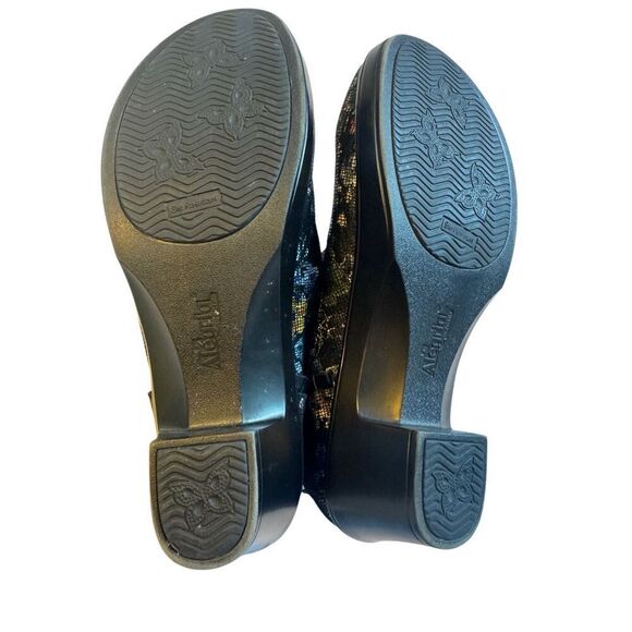 Algeria Hannah ankle booties size 41 (US 10.5 / 11 ) floral ruffle - EUC - Picture 9 of 12